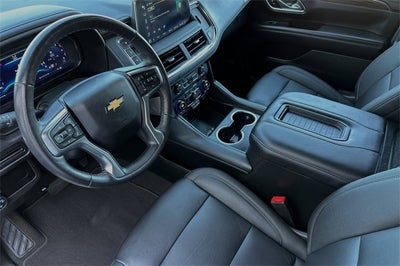 2022 Chevrolet Suburban 4WD LT
