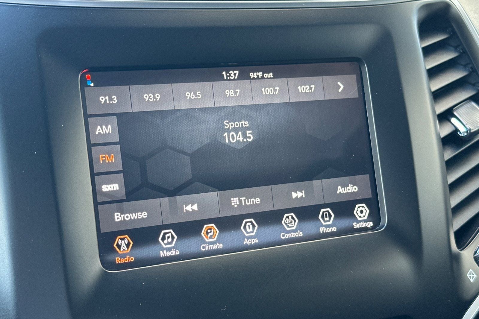 2021 Jeep Cherokee Latitude Plus FWD
