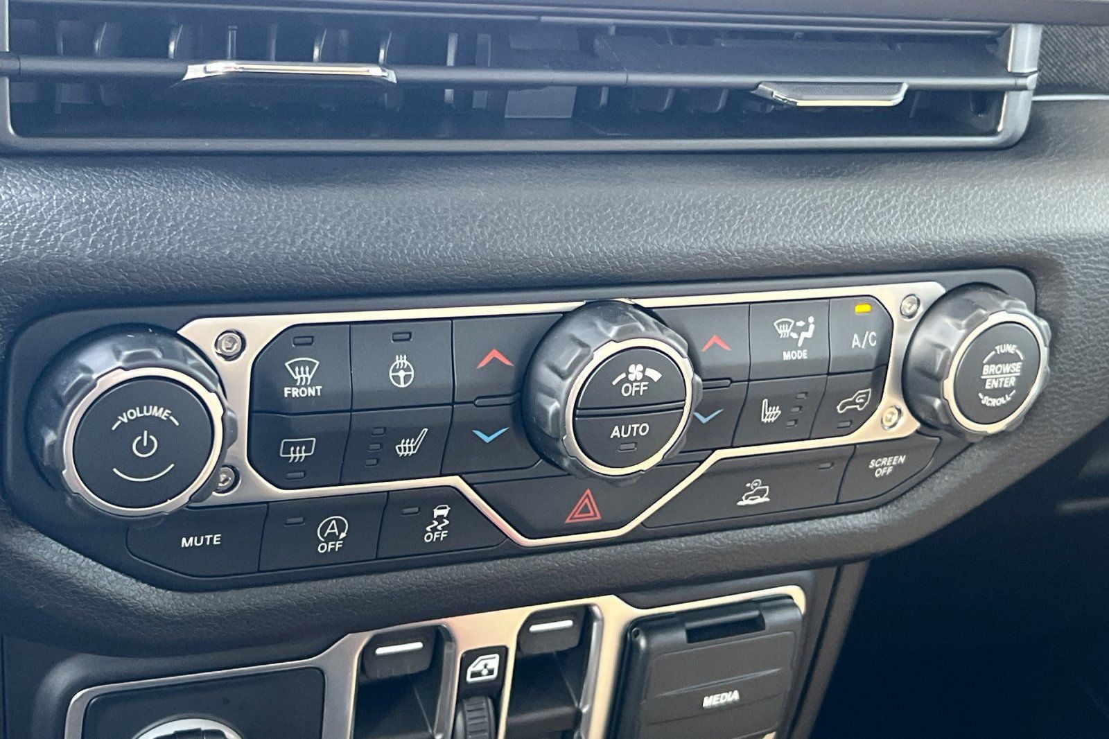 2026 Jeep Wrangler WRANGLER 4-DOOR WILLYS '41