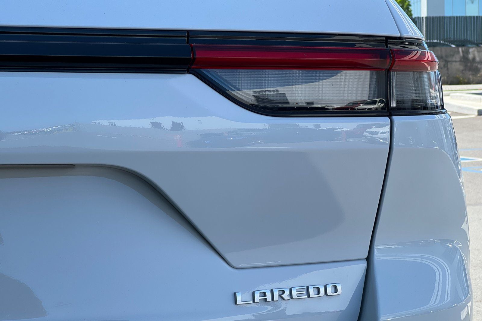 2026 Jeep Grand Cherokee GRAND CHEROKEE LAREDO X 4X4