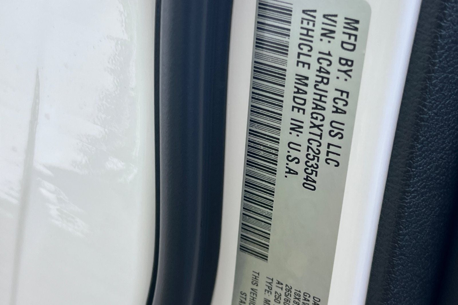 2026 Jeep Grand Cherokee GRAND CHEROKEE LAREDO X 4X4