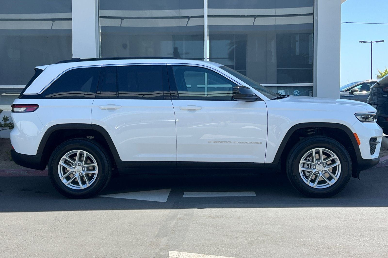 2026 Jeep Grand Cherokee GRAND CHEROKEE LAREDO X 4X4