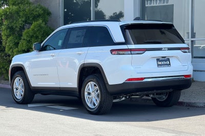 2026 Jeep Grand Cherokee GRAND CHEROKEE LAREDO X 4X4
