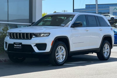 2026 Jeep Grand Cherokee GRAND CHEROKEE LAREDO X 4X4