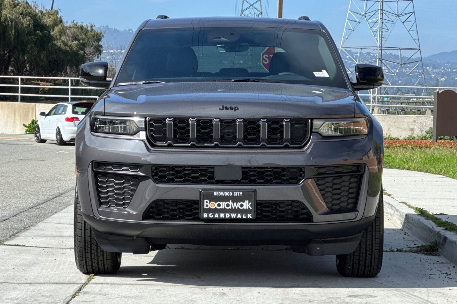 2026 Jeep Grand Cherokee GRAND CHEROKEE LAREDO ALTITUDE 4X4