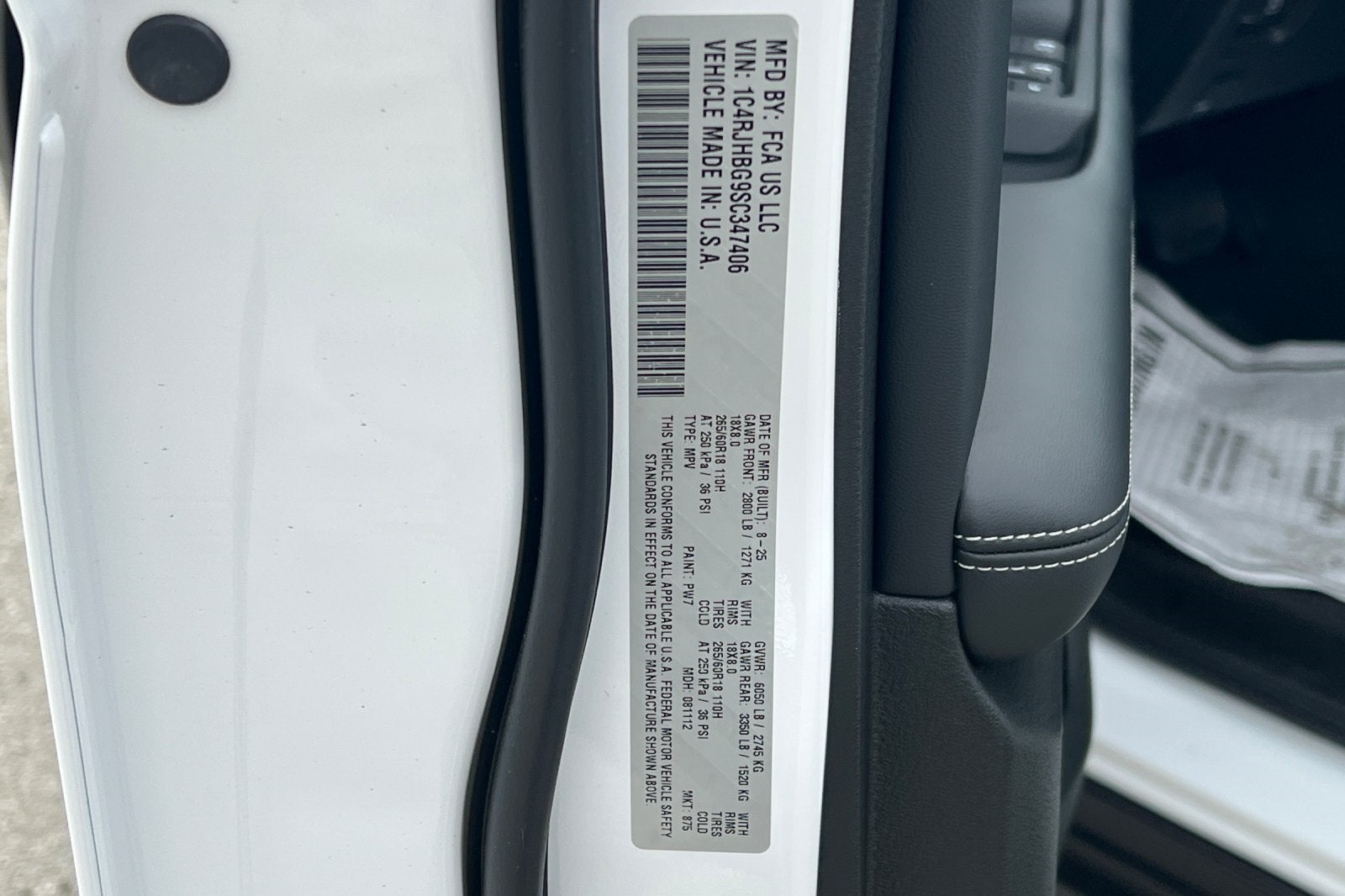 2025 Jeep Grand Cherokee GRAND CHEROKEE LIMITED 4X4