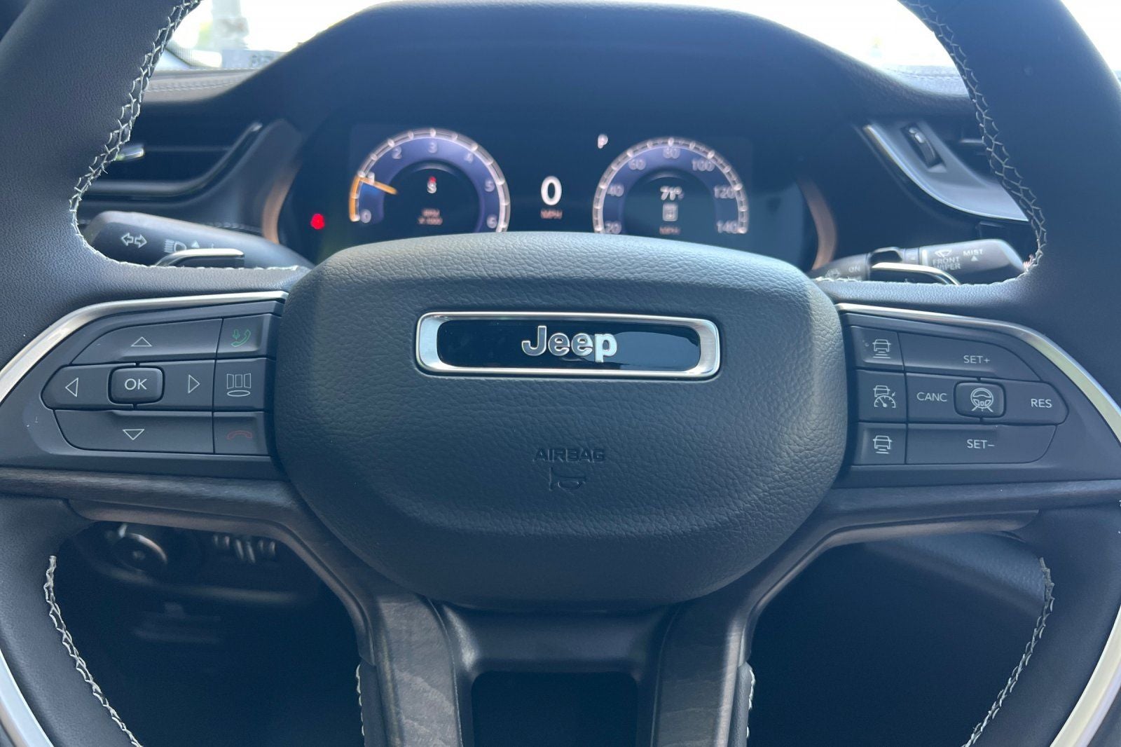 2026 Jeep Grand Cherokee GRAND CHEROKEE LIMITED RESERVE 4X4
