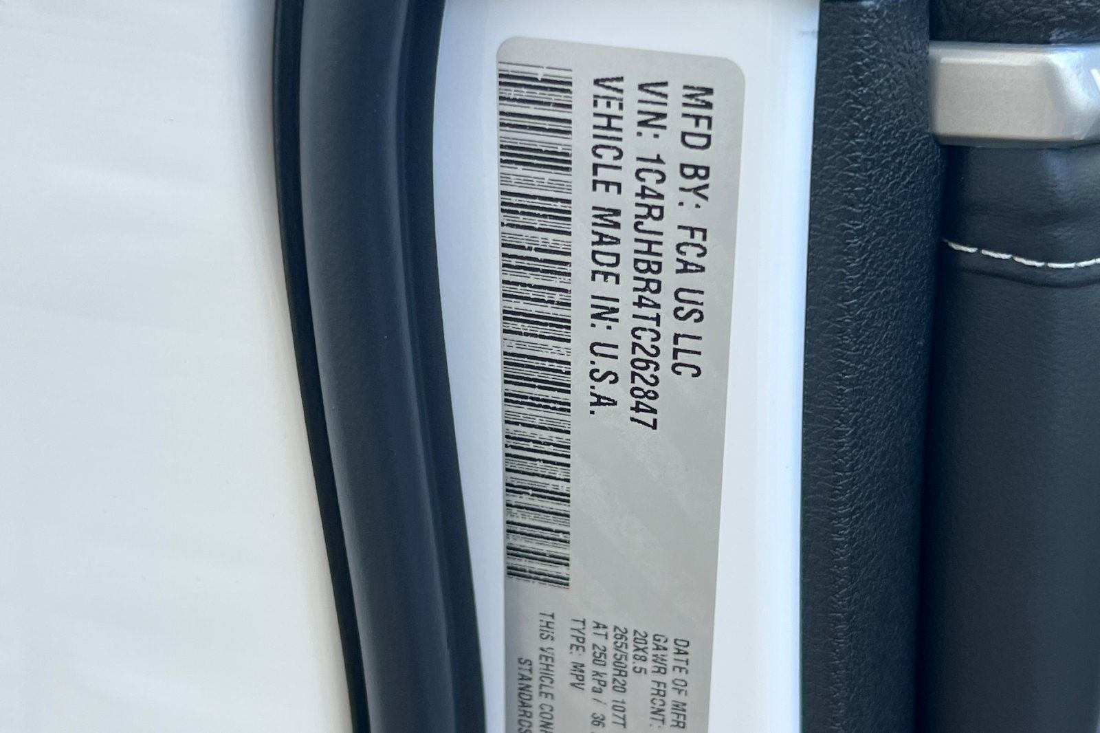 2026 Jeep Grand Cherokee GRAND CHEROKEE LIMITED RESERVE 4X4