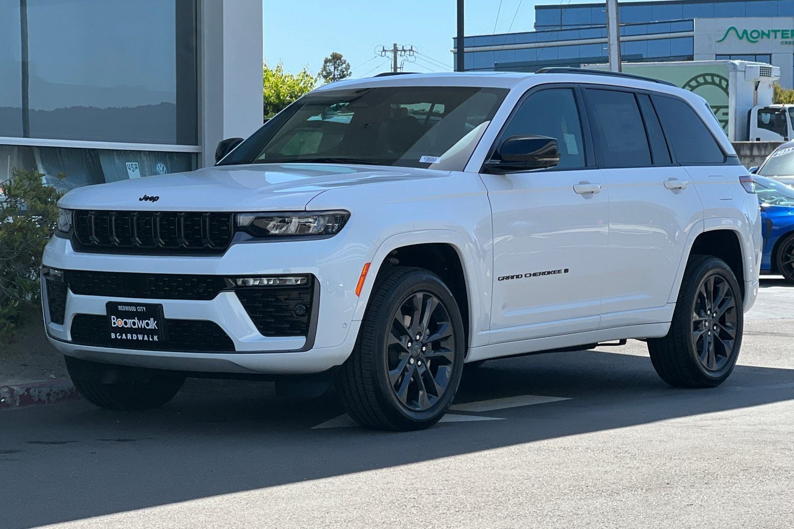2026 Jeep Grand Cherokee GRAND CHEROKEE LIMITED RESERVE 4X4