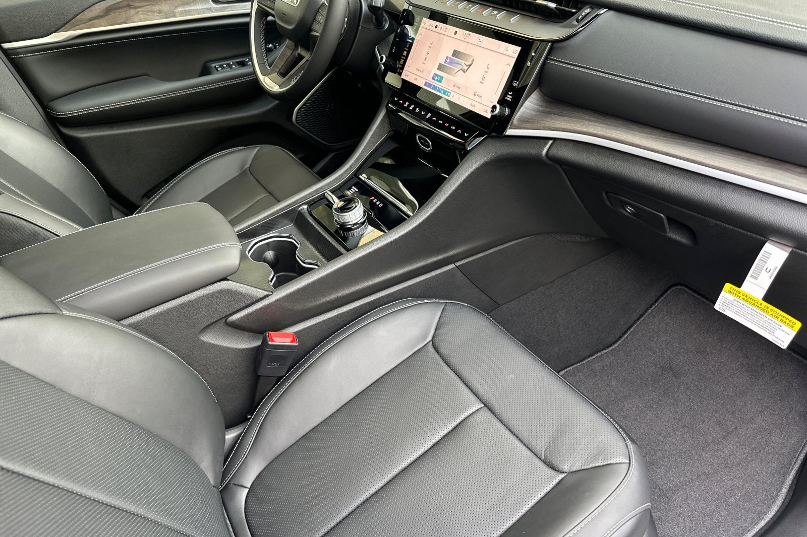 2027 Jeep Grand Cherokee GRAND CHEROKEE LIMITED RESERVE 4X4