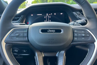 2026 Jeep Grand Cherokee GRAND CHEROKEE L LAREDO ALTITUDE 4X4