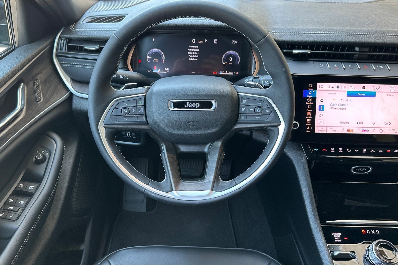 2026 Jeep Grand Cherokee GRAND CHEROKEE L LIMITED 4X4