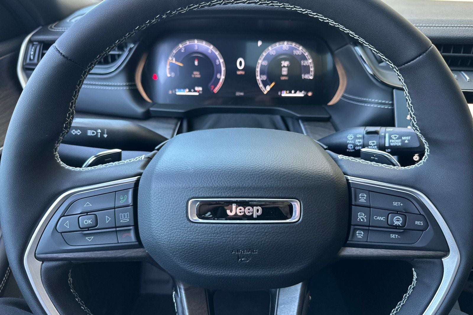 2026 Jeep Grand Cherokee GRAND CHEROKEE L LIMITED RESERVE 4X4