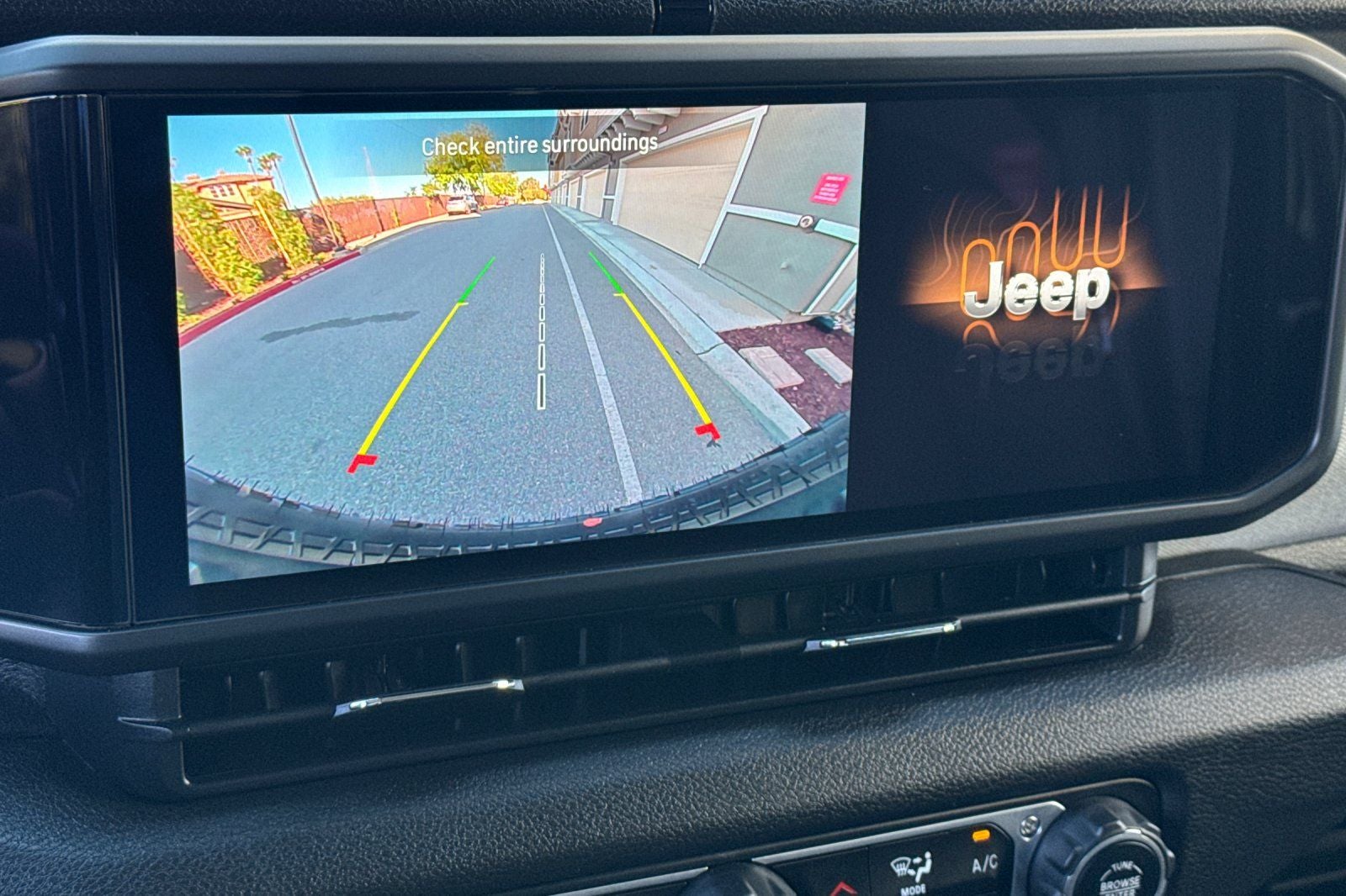 2025 Jeep Wrangler 4xe Willys 4xe