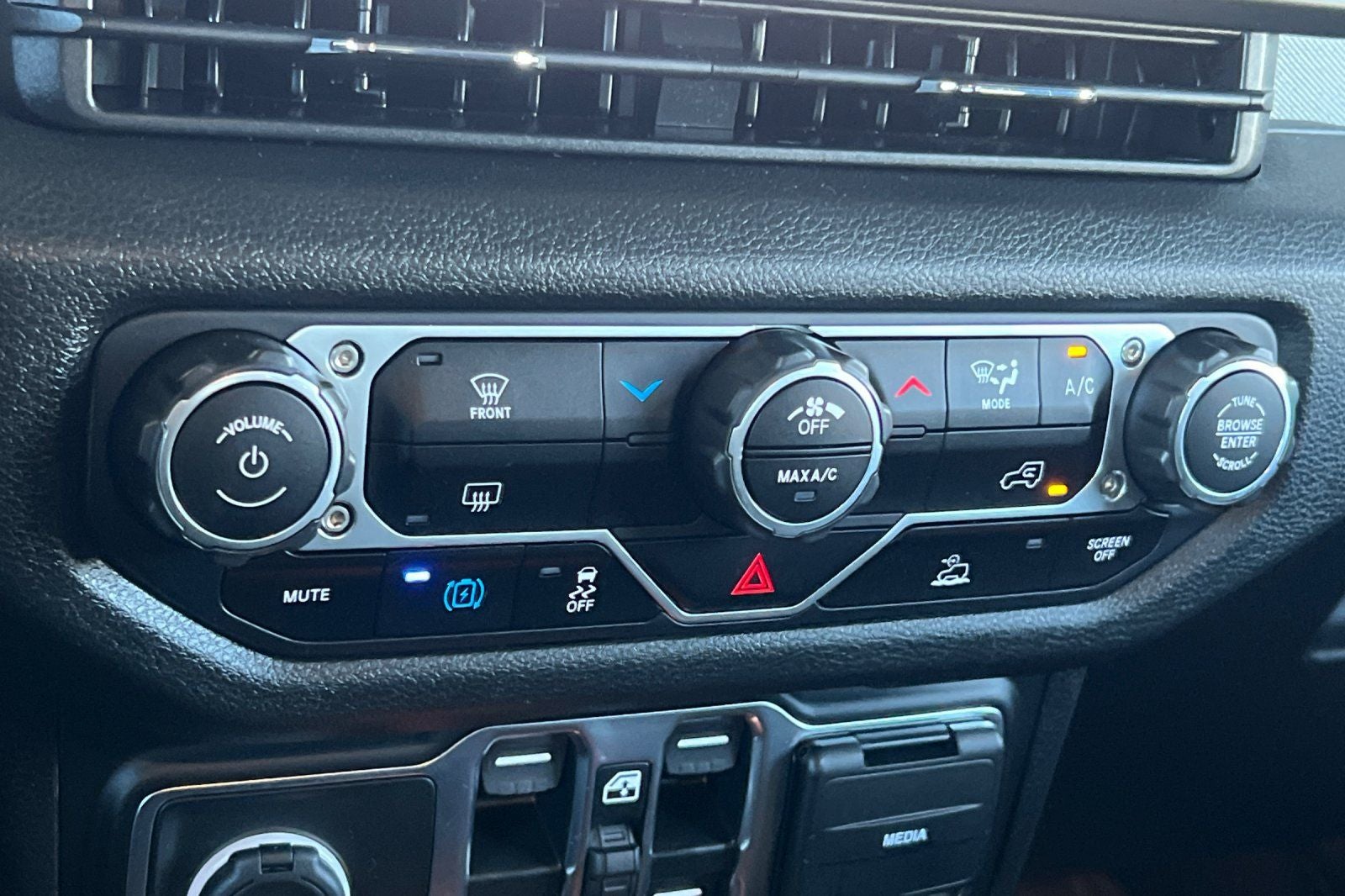 2025 Jeep Wrangler 4xe Willys 4xe