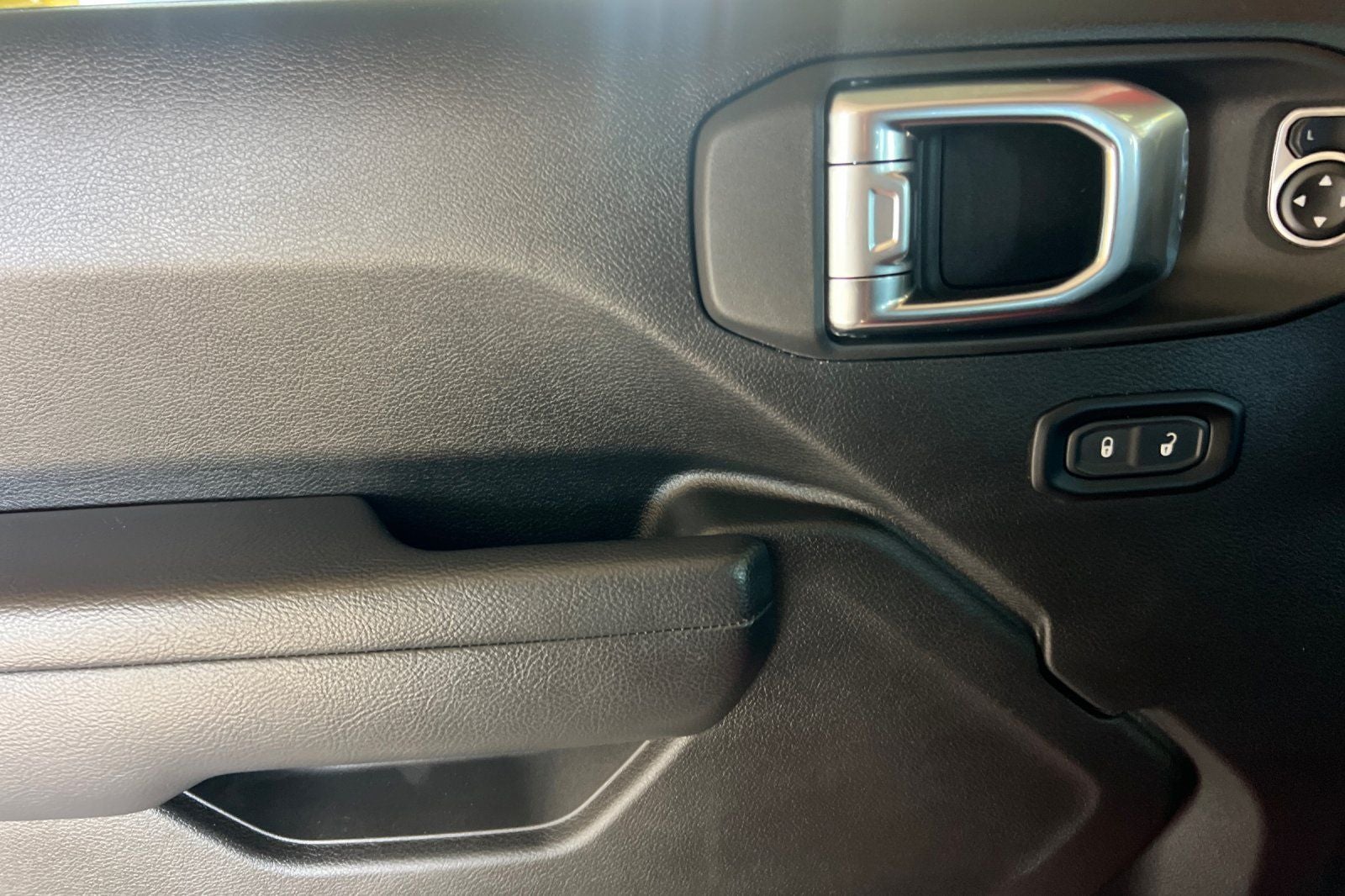 2025 Jeep Wrangler 4xe Willys 4xe