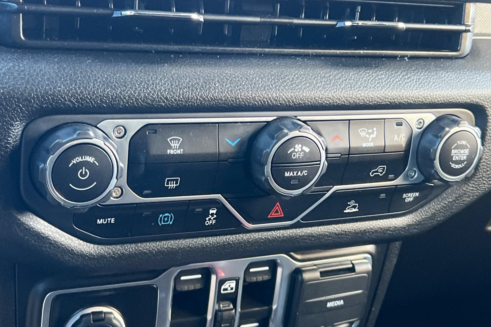 2025 Jeep Wrangler 4xe Willys 4xe