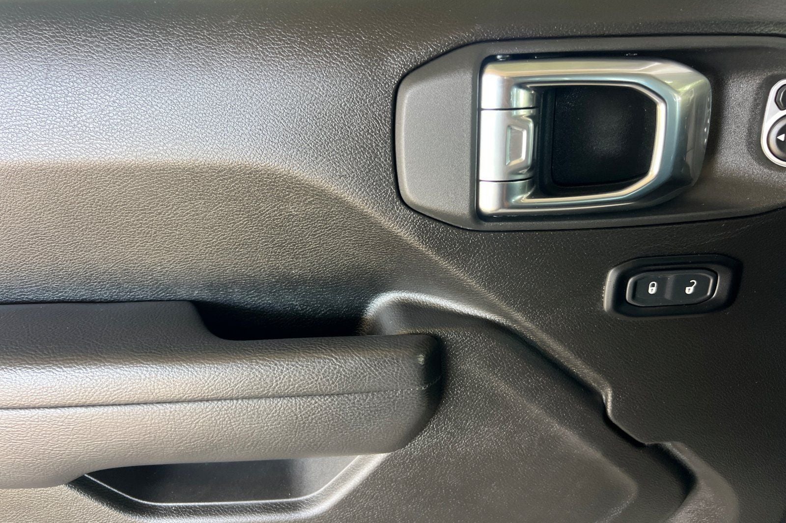 2025 Jeep Wrangler 4xe Willys 4xe