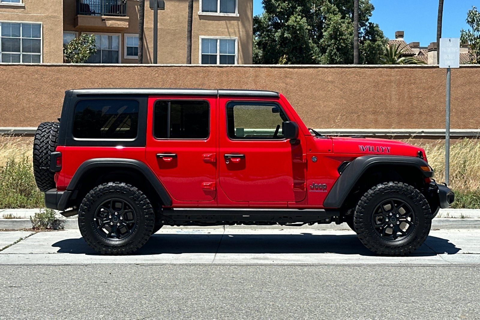 2025 Jeep Wrangler 4xe Willys 4xe