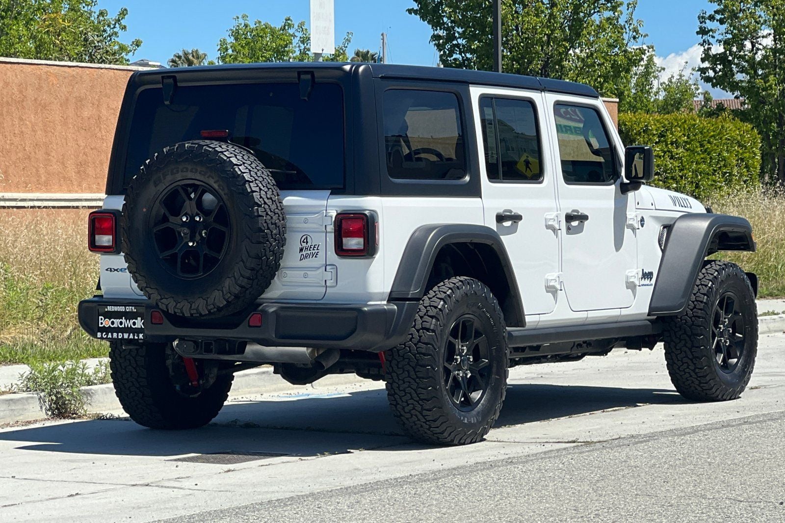 2025 Jeep Wrangler 4xe Willys 4xe