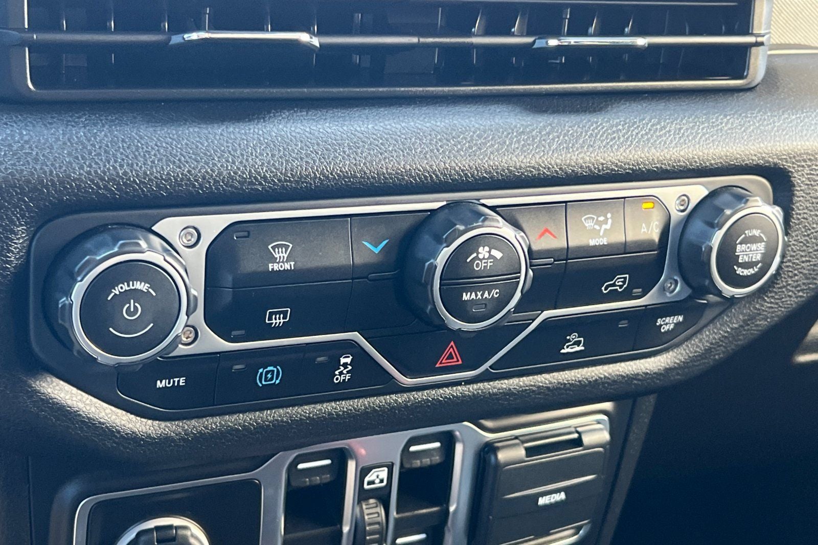 2025 Jeep Wrangler 4xe Willys 4xe