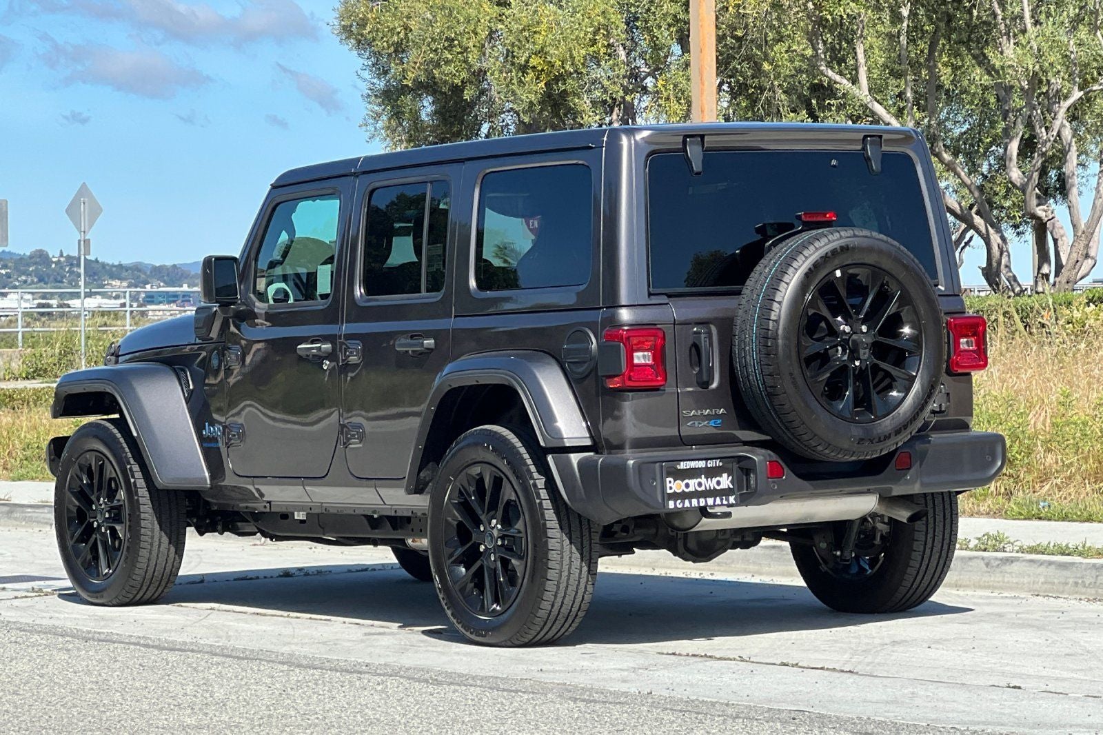 2025 Jeep Wrangler 4xe Sahara 4xe
