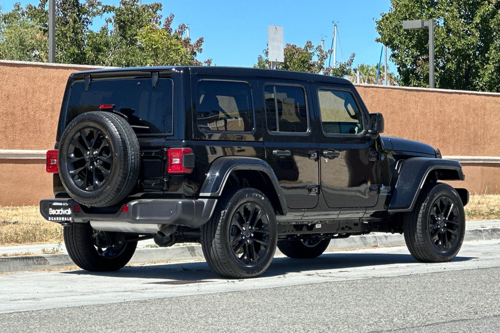 2025 Jeep Wrangler 4xe Sahara 4xe
