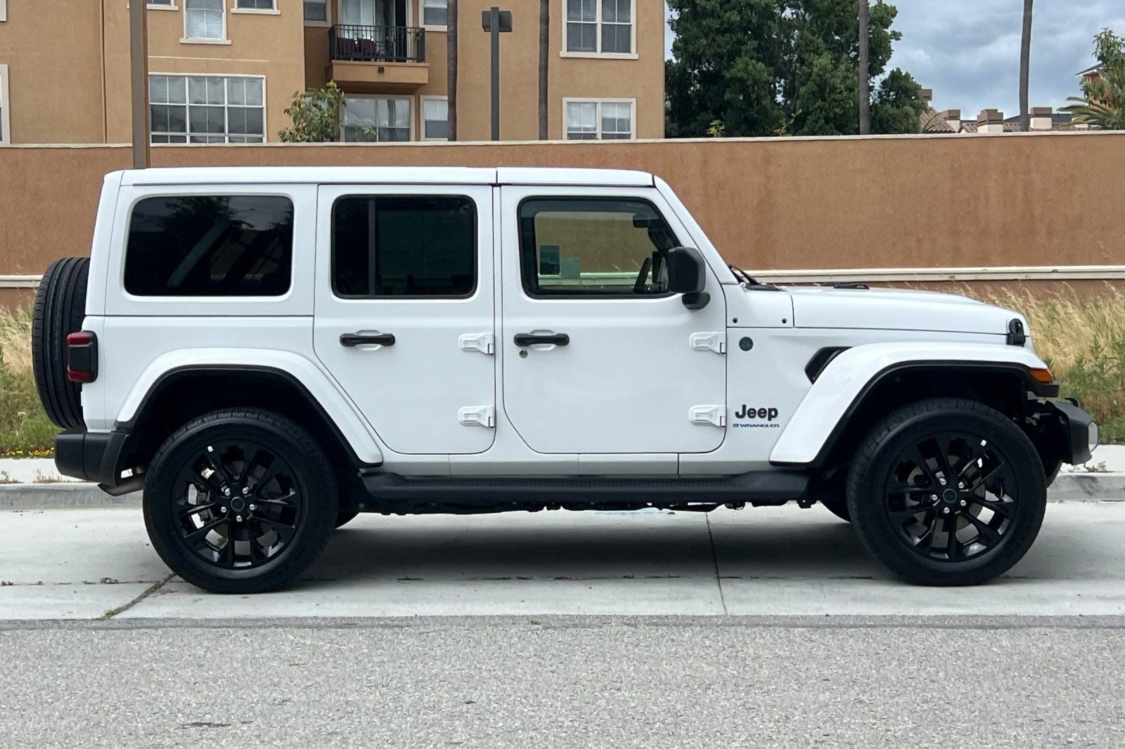 2025 Jeep Wrangler 4xe Sahara 4xe