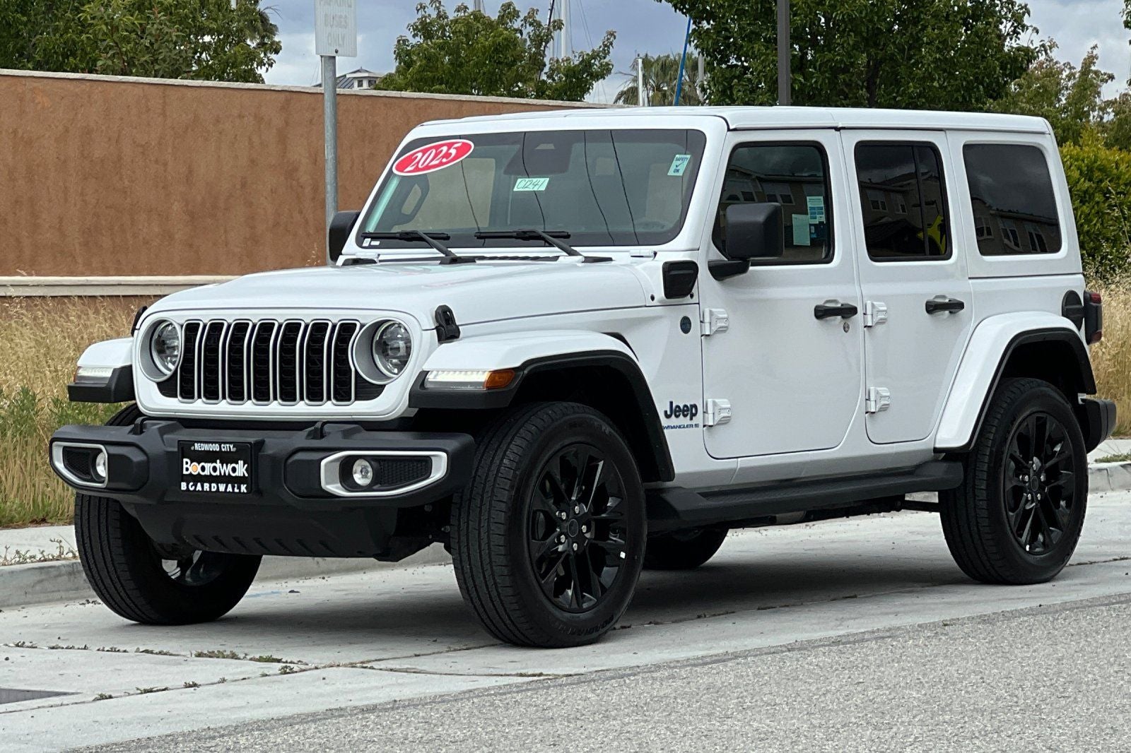 2025 Jeep Wrangler 4xe Sahara 4xe