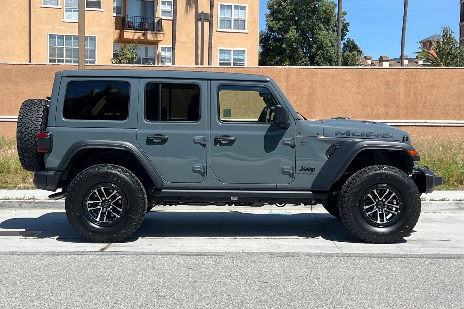 2026 Jeep Wrangler WRANGLER 4-DOOR MOAB 392