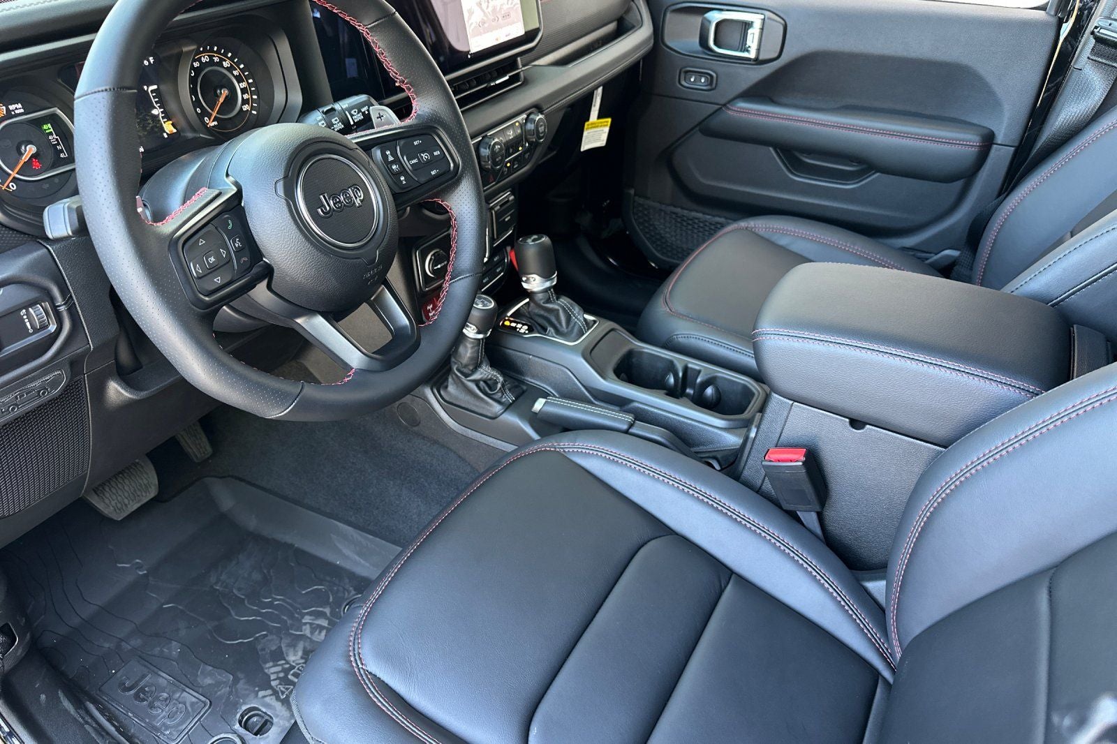 2026 Jeep Wrangler WRANGLER 4-DOOR MOAB 392