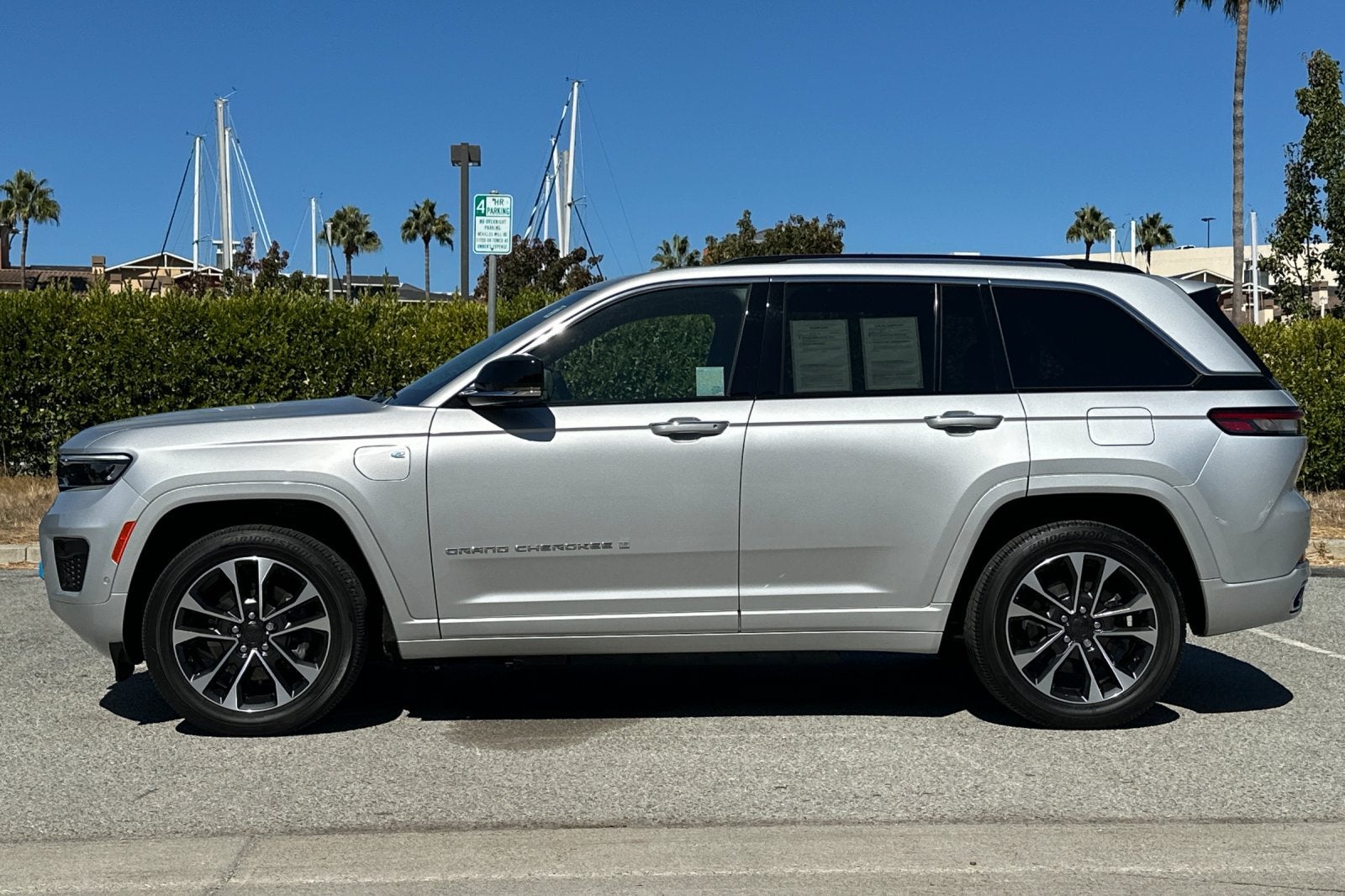 2023 Jeep Grand Cherokee 4xe Overland