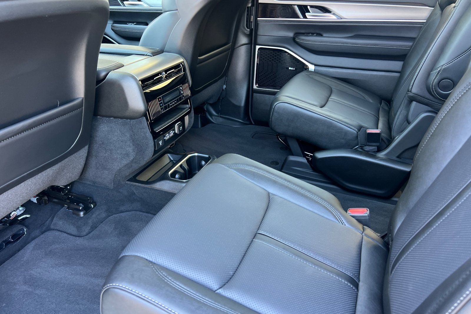 2026 Jeep Grand Wagoneer GRAND WAGONEER LIMITED RESERVE 4X4