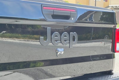 2023 Jeep Gladiator Willys 4x4