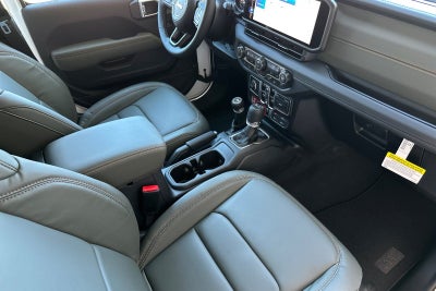 2026 Jeep Gladiator GLADIATOR MOJAVE X 4X4