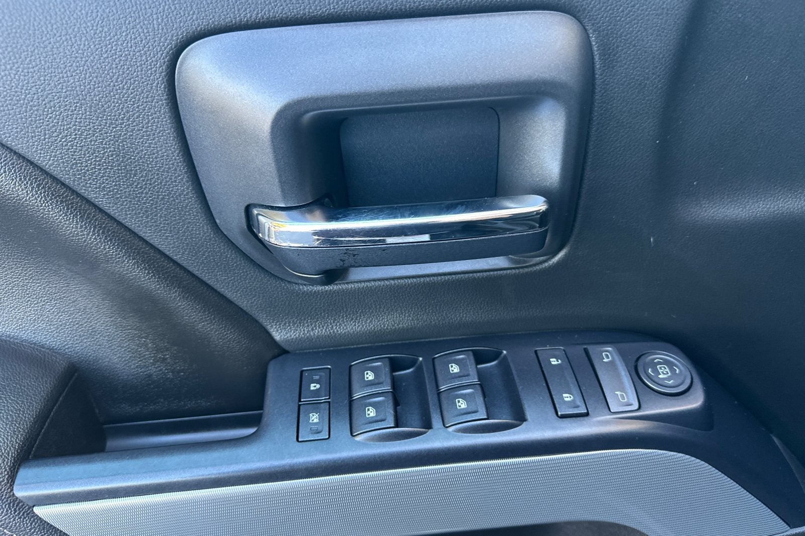 2017 Chevrolet Silverado 1500 2LT