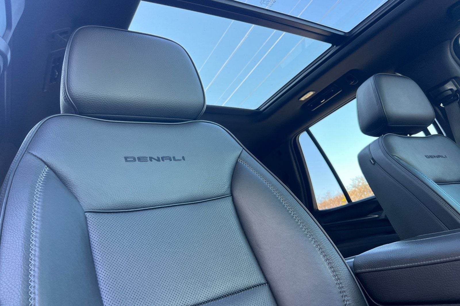 2021 GMC Yukon 4WD Denali