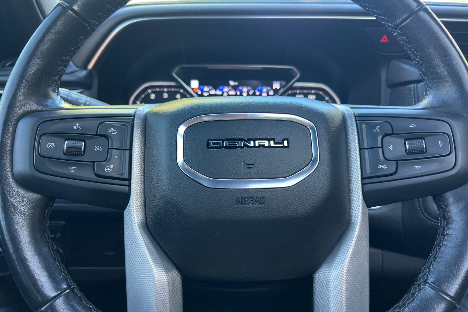 2021 GMC Yukon 4WD Denali