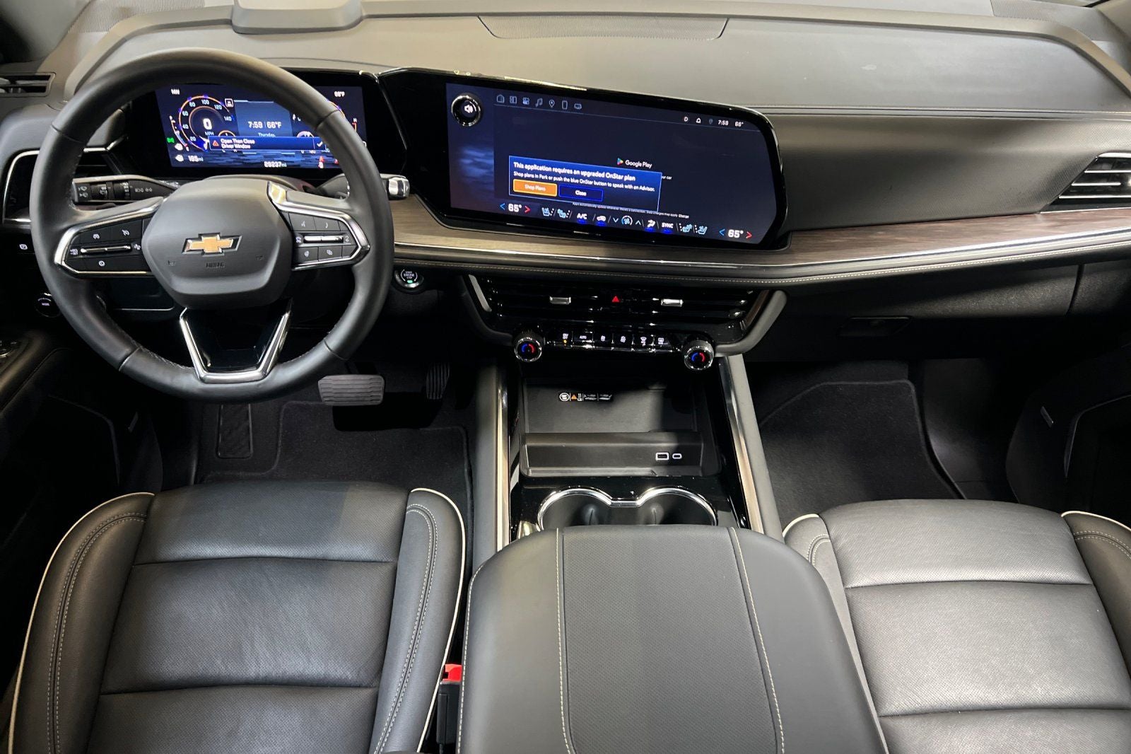 2025 Chevrolet Suburban 2WD Premier