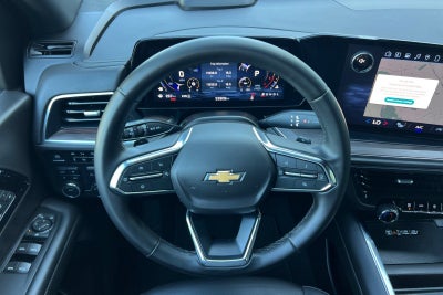 2025 Chevrolet Suburban 4WD LT