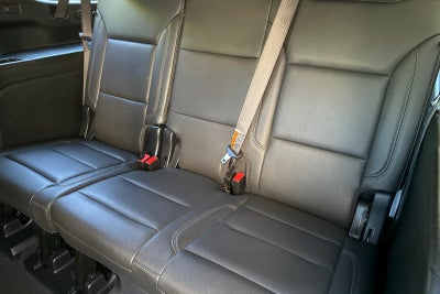 2025 Chevrolet Suburban 4WD LT