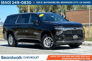 2025 Chevrolet Suburban 4WD LT