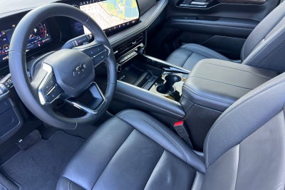 2025 Chevrolet Suburban 4WD Z71