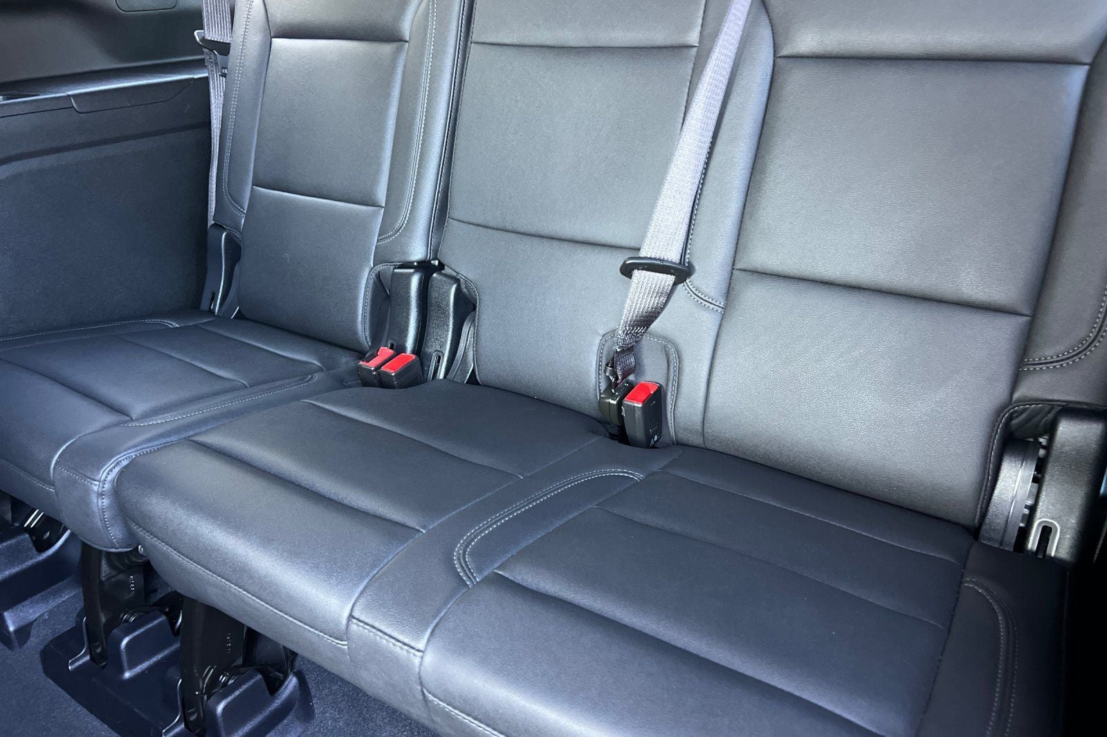 2025 Chevrolet Suburban 4WD Z71