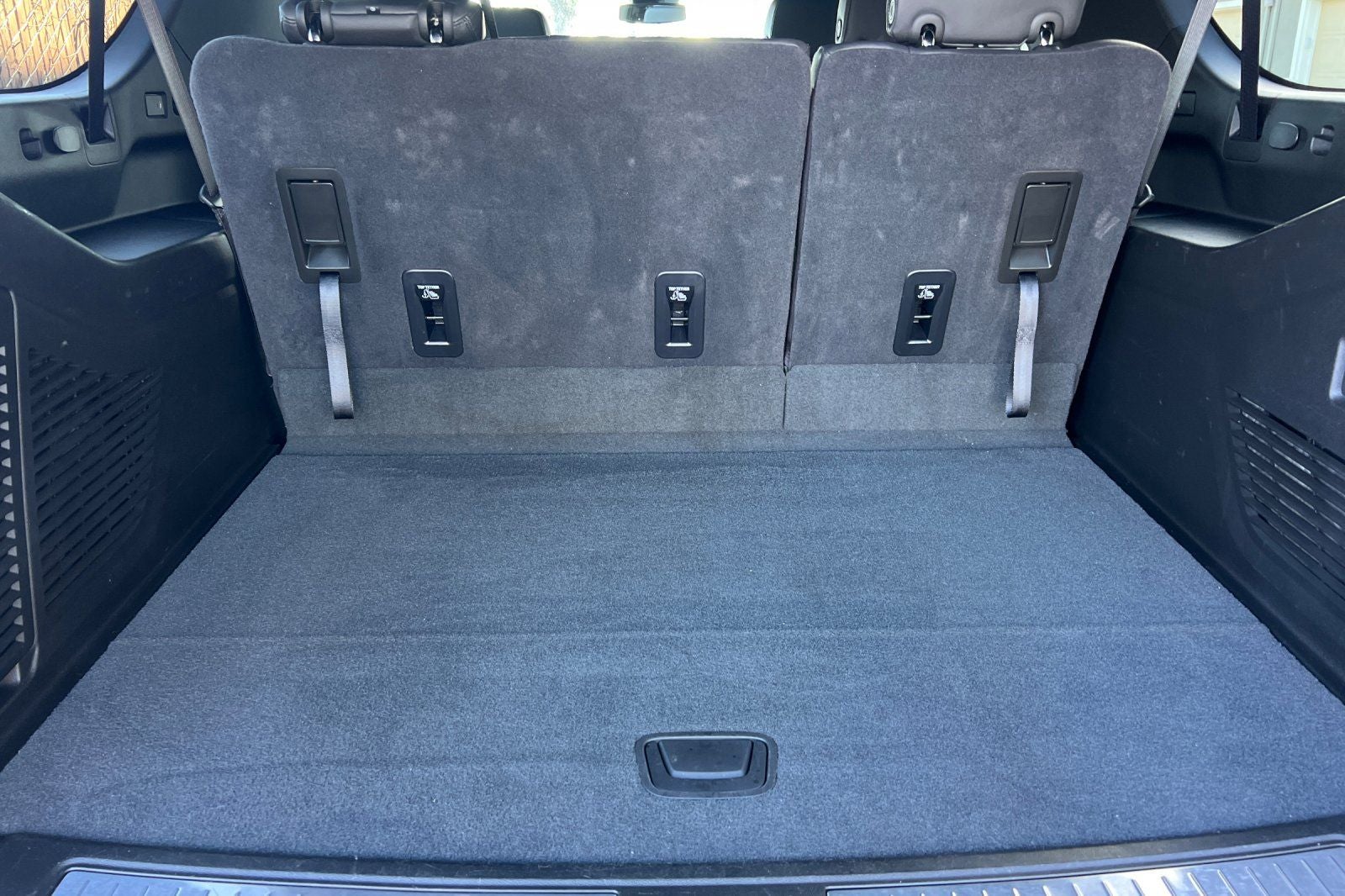 2025 Chevrolet Suburban 4WD Z71