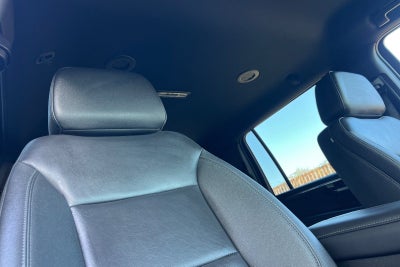 2025 Chevrolet Suburban 4WD Z71