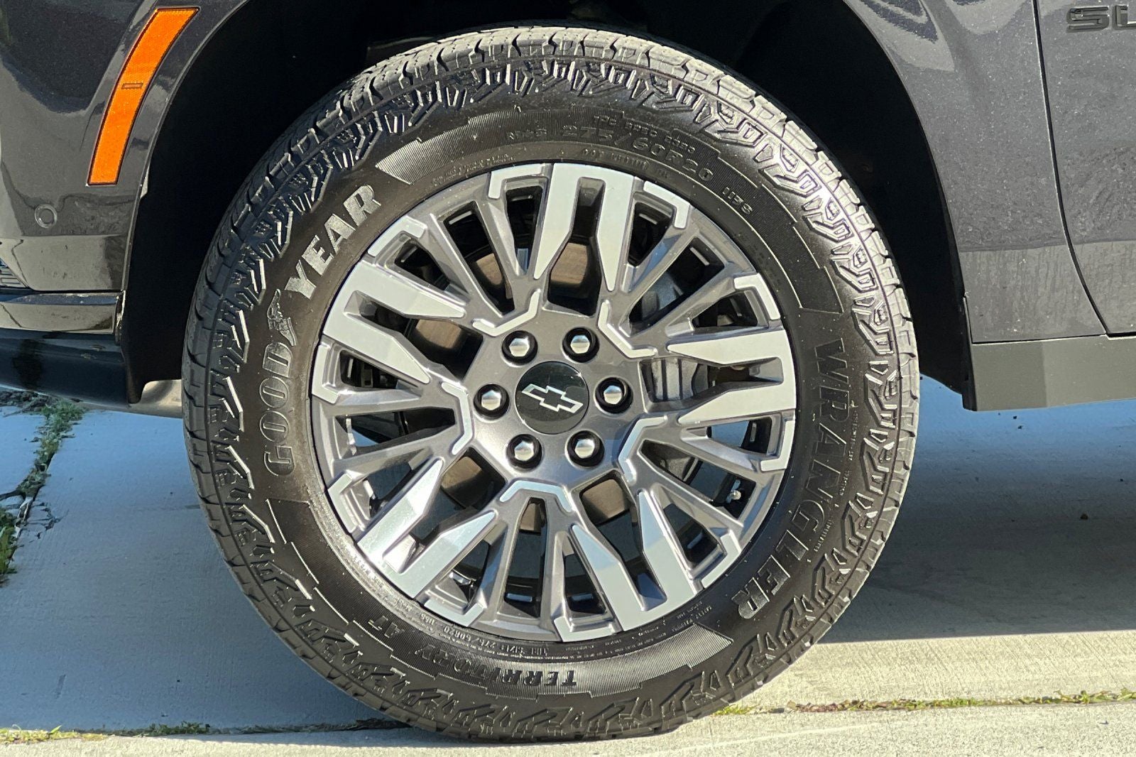 2025 Chevrolet Suburban 4WD Z71