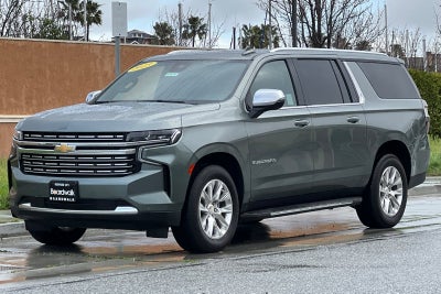 2023 Chevrolet Suburban 4WD Premier
