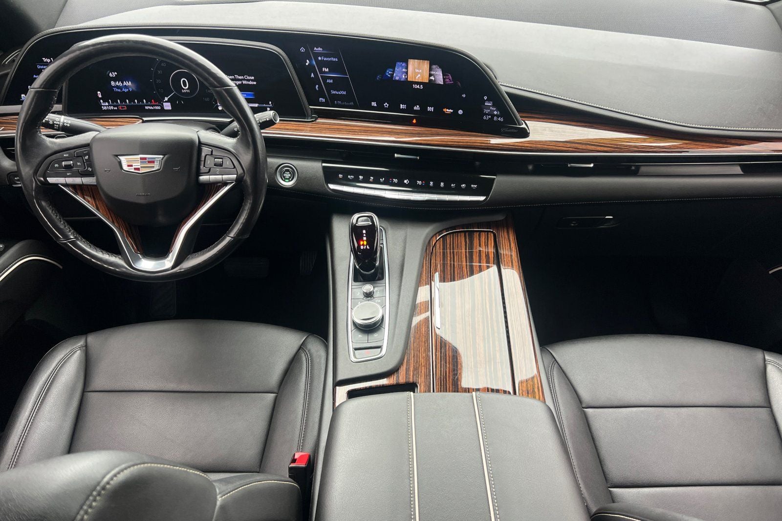 2022 Cadillac Escalade 4WD Luxury