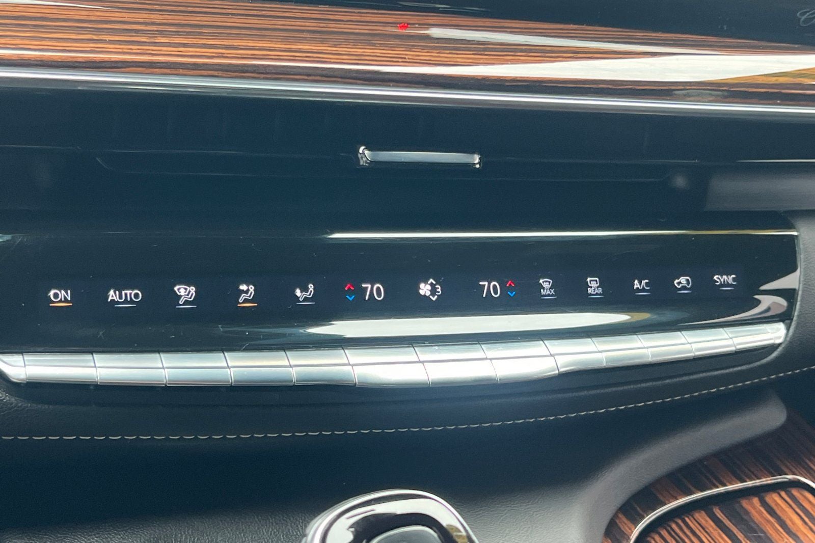 2022 Cadillac Escalade 4WD Luxury